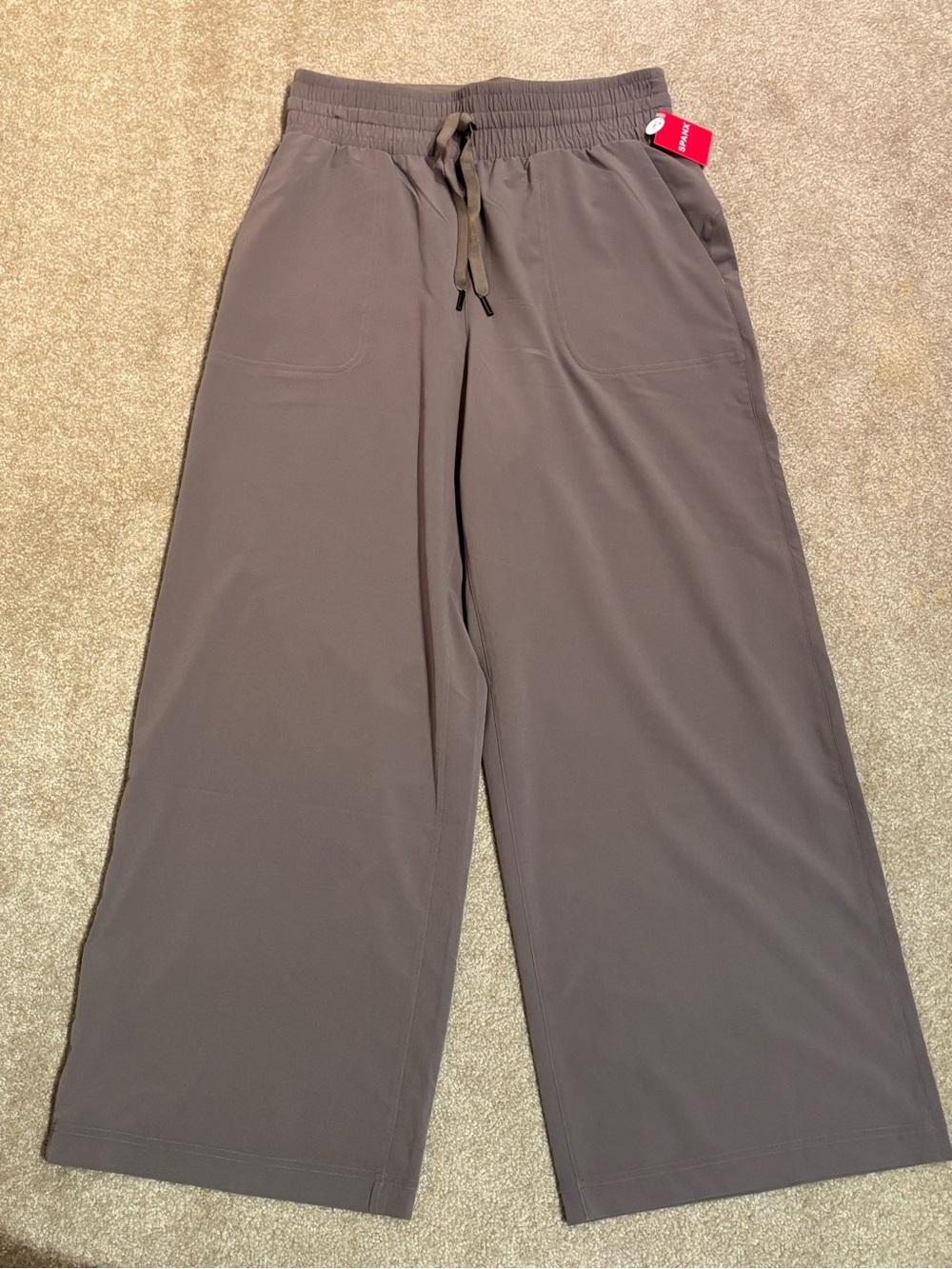 NWT Spanx Out of Office Cropped Wide Leg Womens Pants “Smoke” Medium